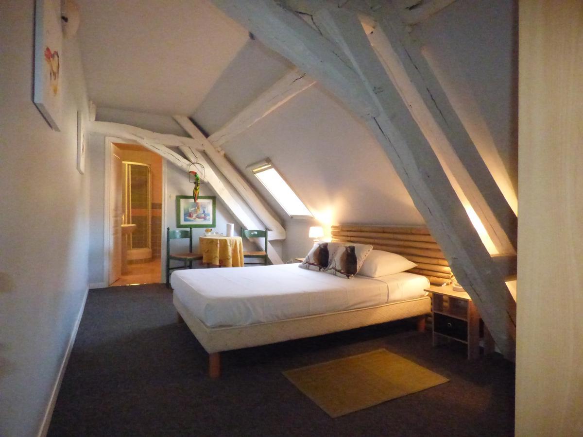 La Ferme Du Chateau Bed & Breakfast Tresnay Exterior photo